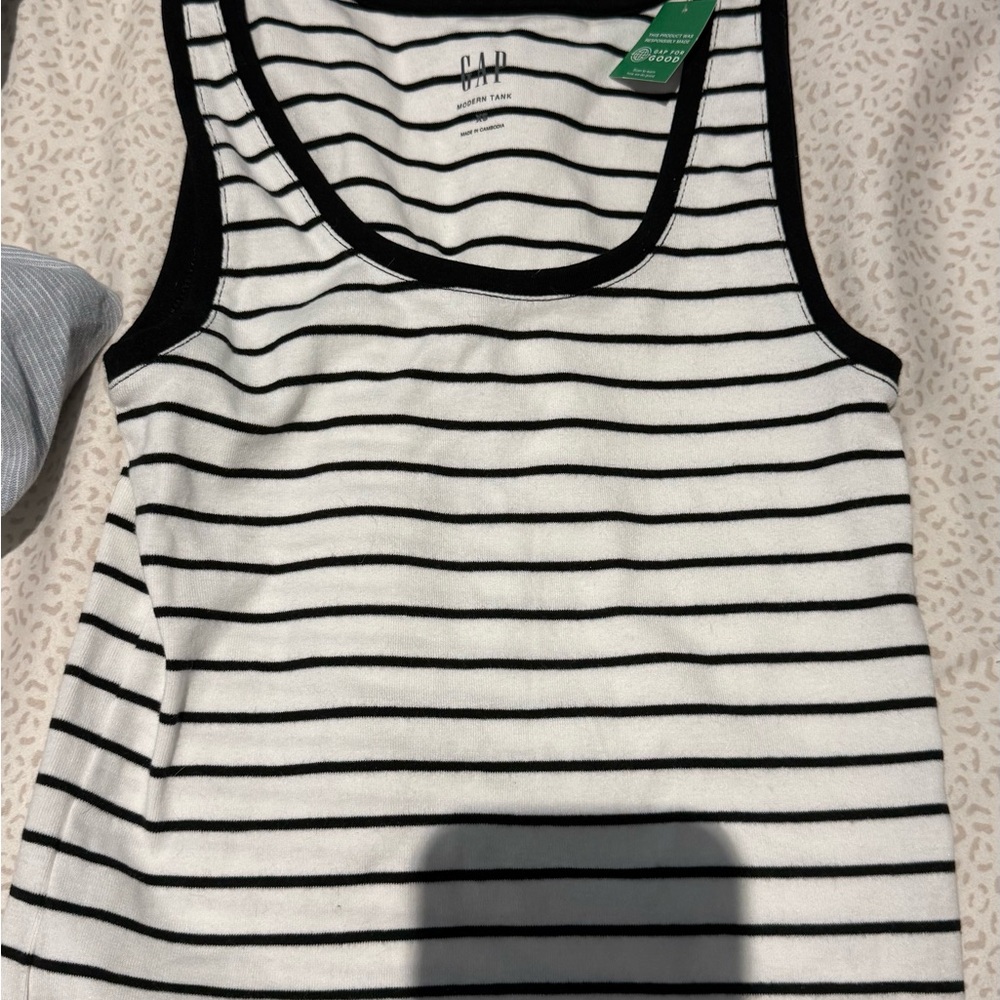GAP Monochrome Striped Tank Top